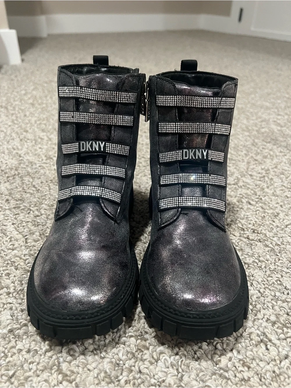 DKNY Girls Sparkle Rhinestone Metallic Charcoal Combat Boots Size 1